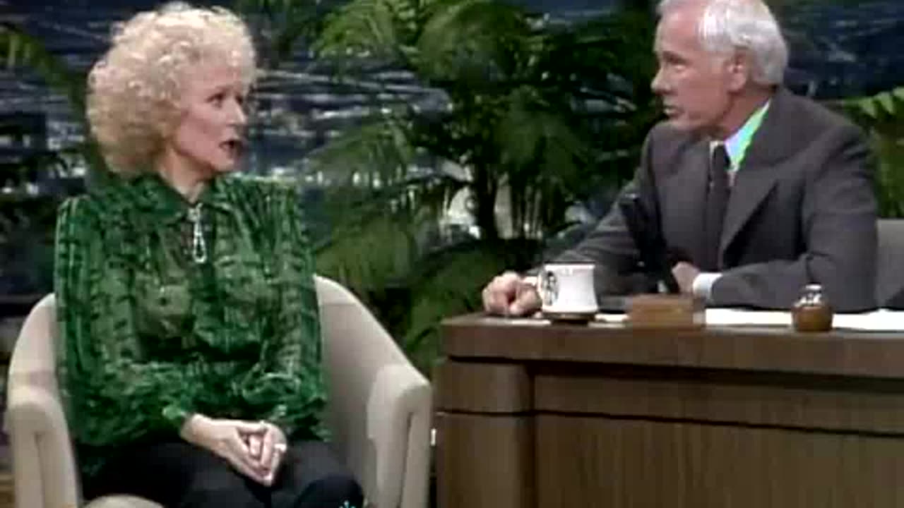 new Betty White Recounts Johnny's Jokes About Her Carson Tonight Show 2023