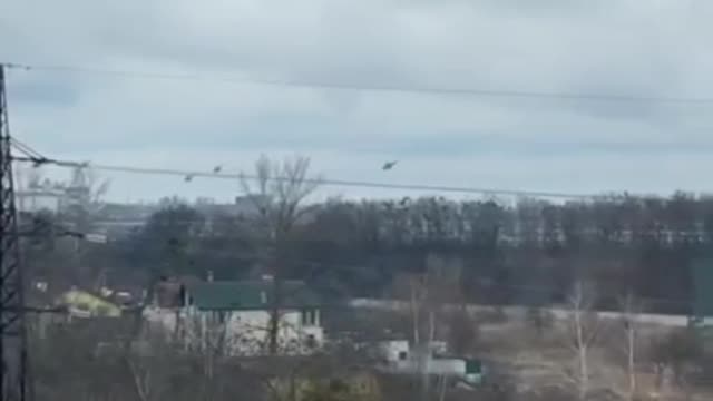Russian attack helicopters over Vyshgorod. A few minutes to Kiev.