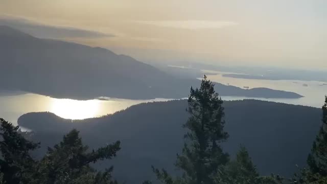 🏔Backpacking Season 🏕 is just around the corner and I couldn’t be more excited !