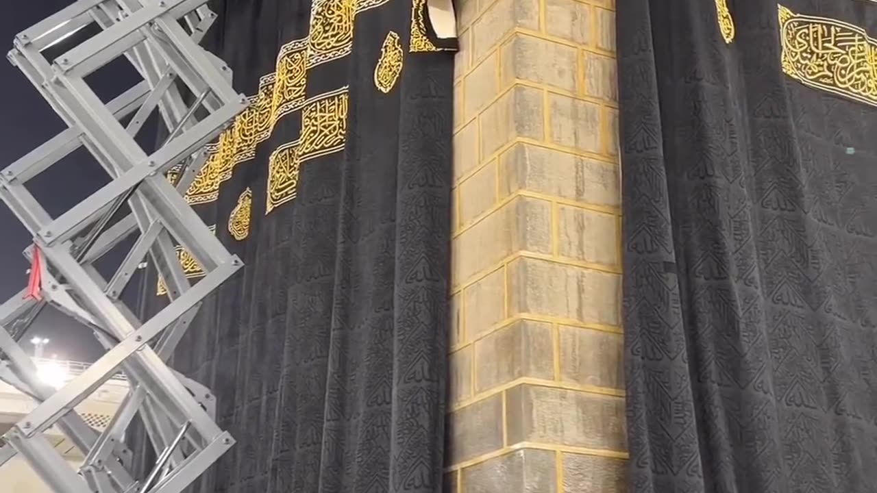 MashaAllah ❤️✨ | changing of ghalif e kaabha