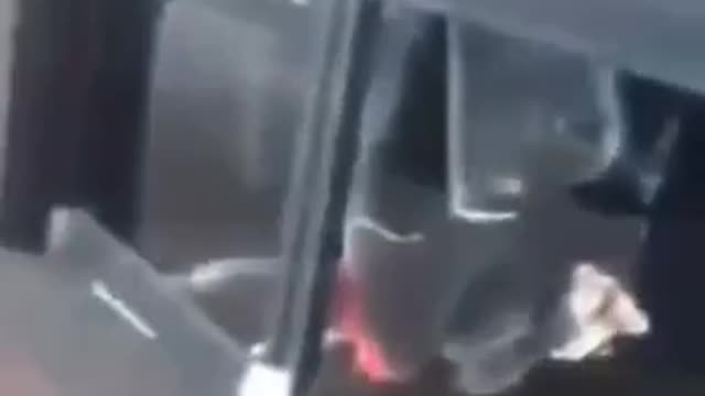 2021: Police brutality in Australia - Not wearing a mask while shopping