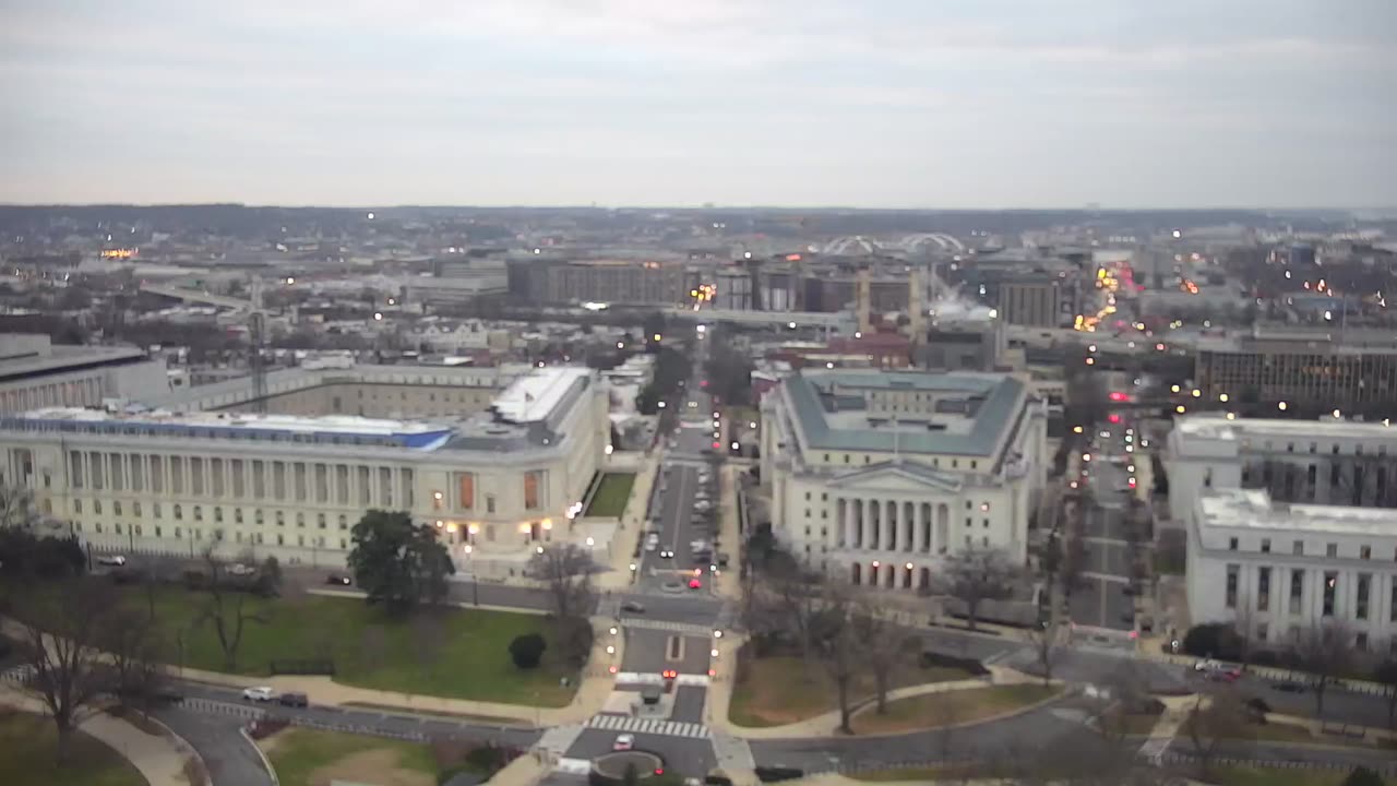 Camera0901USCDLADomeSouth_2021-01-06_Starting_at_07h40min01s653ms.mp4