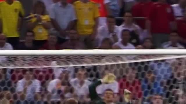 Magical from Joe Cole! 🤩#FIFAWorldCup #England #JoeCole #ThreeLions