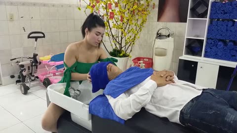 She always tries her best to increase customer satisfaction, 10 points for her effort