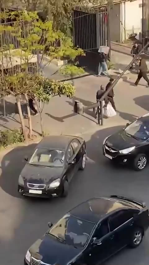 Looting Syrian Central Bank?