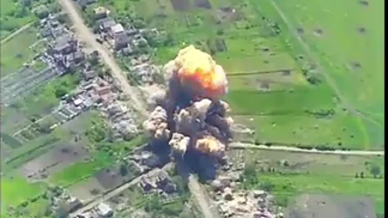 ⚔️ Big Explosion of Russian Target After Strike | Real Combat Footage