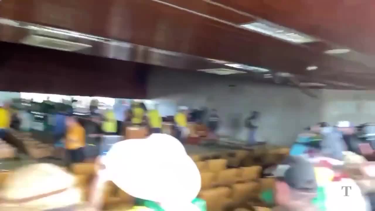 볼소나루 지지자들, 브라질 대법원을 습격함