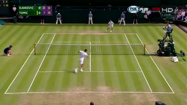 Novak Djokovic vs Bernard Tomic - Round 3 - Wimbledon 2015