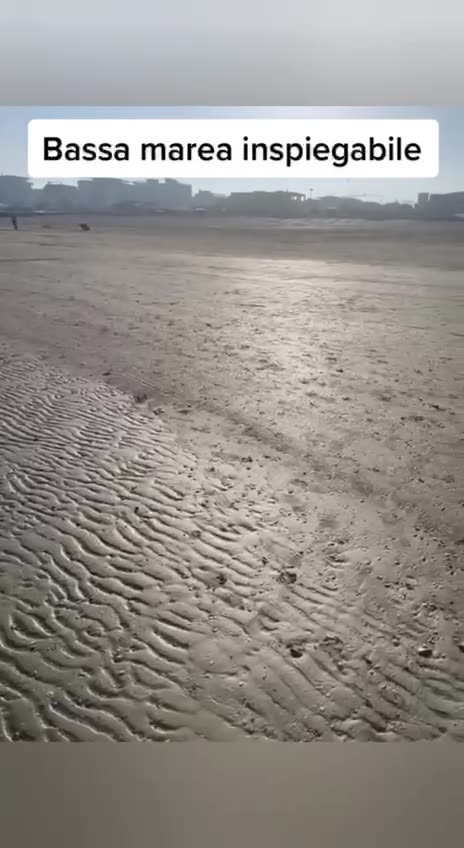 Napoli Il mare si ritira ..