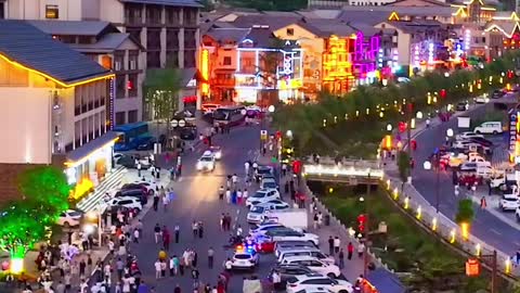 Spend the whole summer here, night view of Shennongjia, Dajiuhu Lake