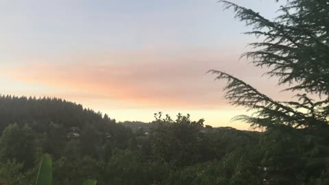 California forest fire smoke moving into Oregon