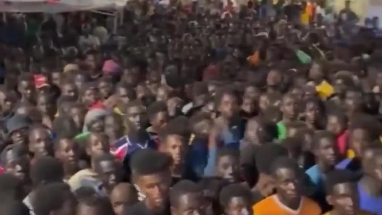 Lampedusa, Italy Immigration out of control- With the MSM focused on Israel