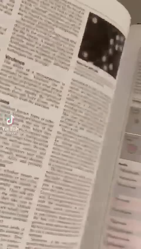 Σε αυτό το βιβλίο του 1989 ο «ιός» του C@vid περιγράφεται όπως ήταν πάντα....