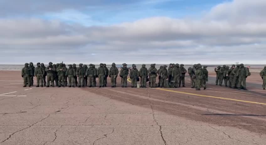 Russian "peacekeepers" landed at the Baikonur airfied