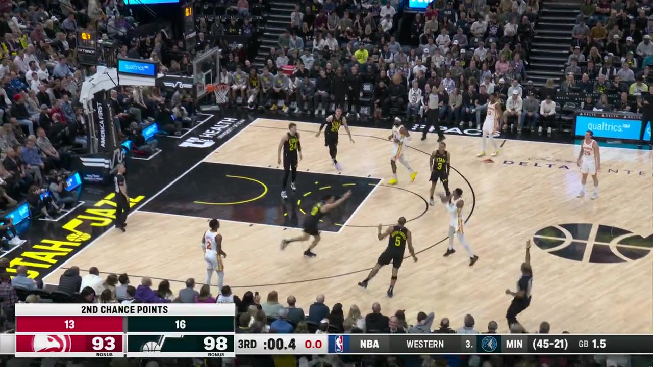 Murray's Magic! Handles Ignite Buzzer-Beating Three (Hawks vs. Jazz)