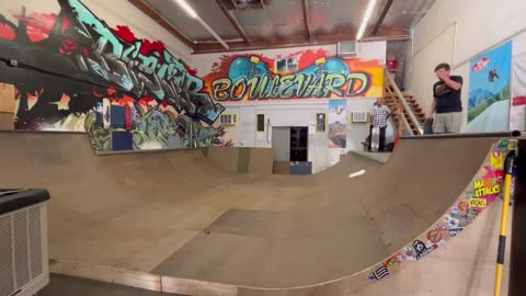 Skateboarding Legand Skates Mini Ramp