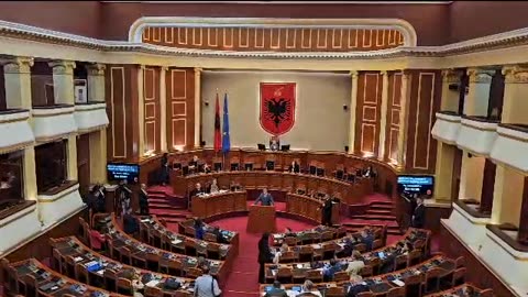 Asllan Dogjani ne Kuvend