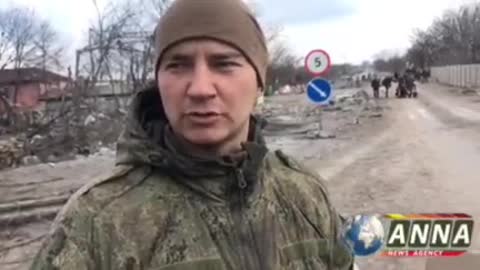 Russian military and republican forces meet refugees in the northwest of Mariupol