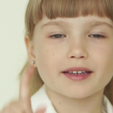 Kick Counts in Pregnancy: How to do Fetal Movement Counts