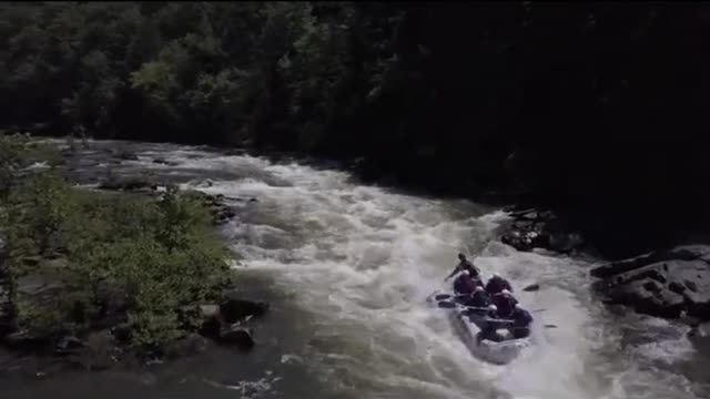 rafting🚣#enjoying #anyworld #nature #enjoying #ytshorts #adventure #explore 😍