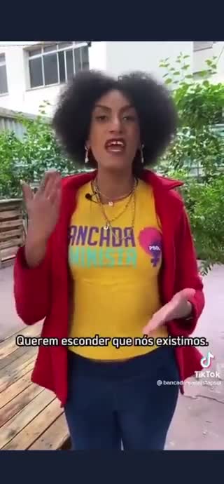 MILITANTE LGBT CONTRA HOMESCHOOLING