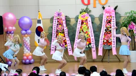 [한국인권신문] 신인 걸그룹 밀키웨이, ‘여성의 날 축제’ 특별공연