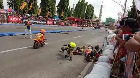 mini moto gp crash !! #crash #motogpcrash