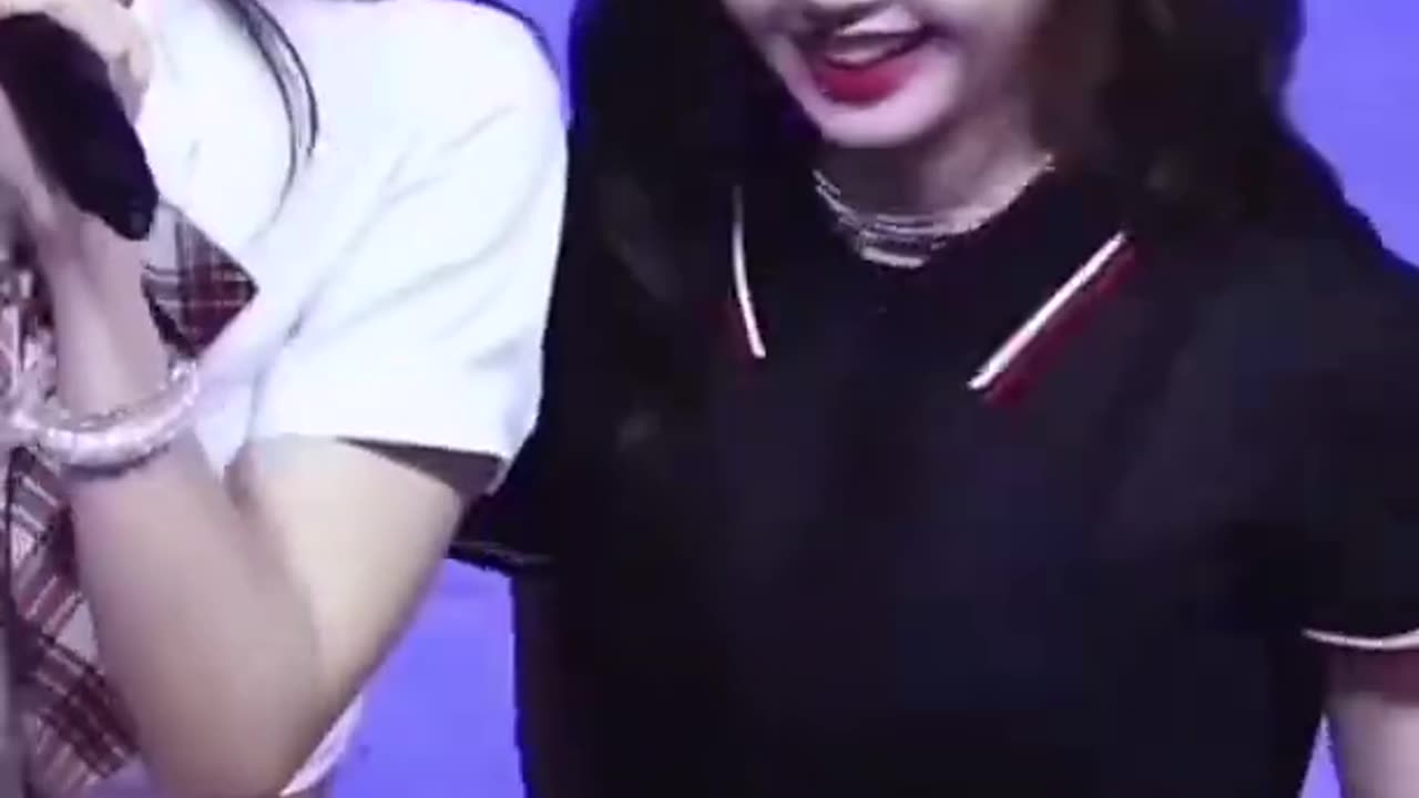 Lalisa - Blackpink unnoticed scences