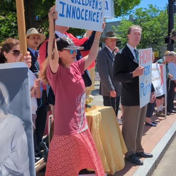 Stamford Drag Story Hour - Peaceful Protest