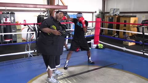 Brian_Bomac-The_Art_Of_The_Jab_Part_1