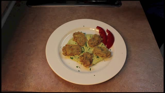 Fried Oysters with Avocado Sauce