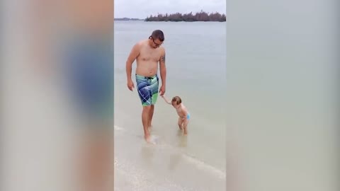 Funniest Babies On the Beach Baby Outdoor Moment