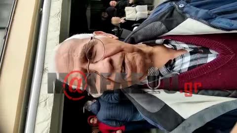 ΓΕΡΟΝΤΙΑ ΣΤΟΝ ΕΒΡΟ ΓΙΑ ΤΟΝ ΚΟΥΛΗ (2)