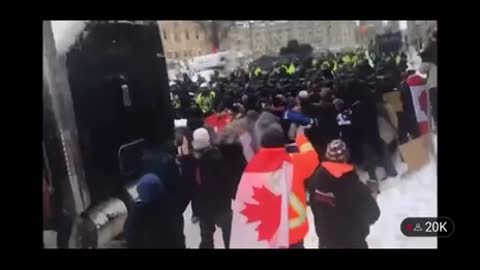 Day 2 of police stand off in Ottawa