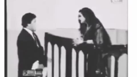 No budy can win to women कोई औरत से नही जीत सकता है