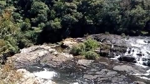 Mais uma cascata