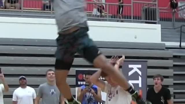 One of the best dunk shows ever!