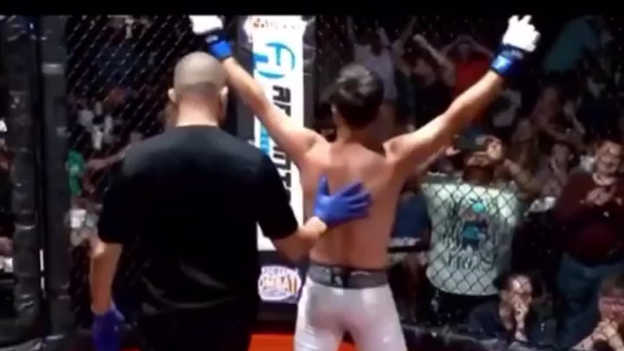 When the KO is so sick that the ref forgets his job