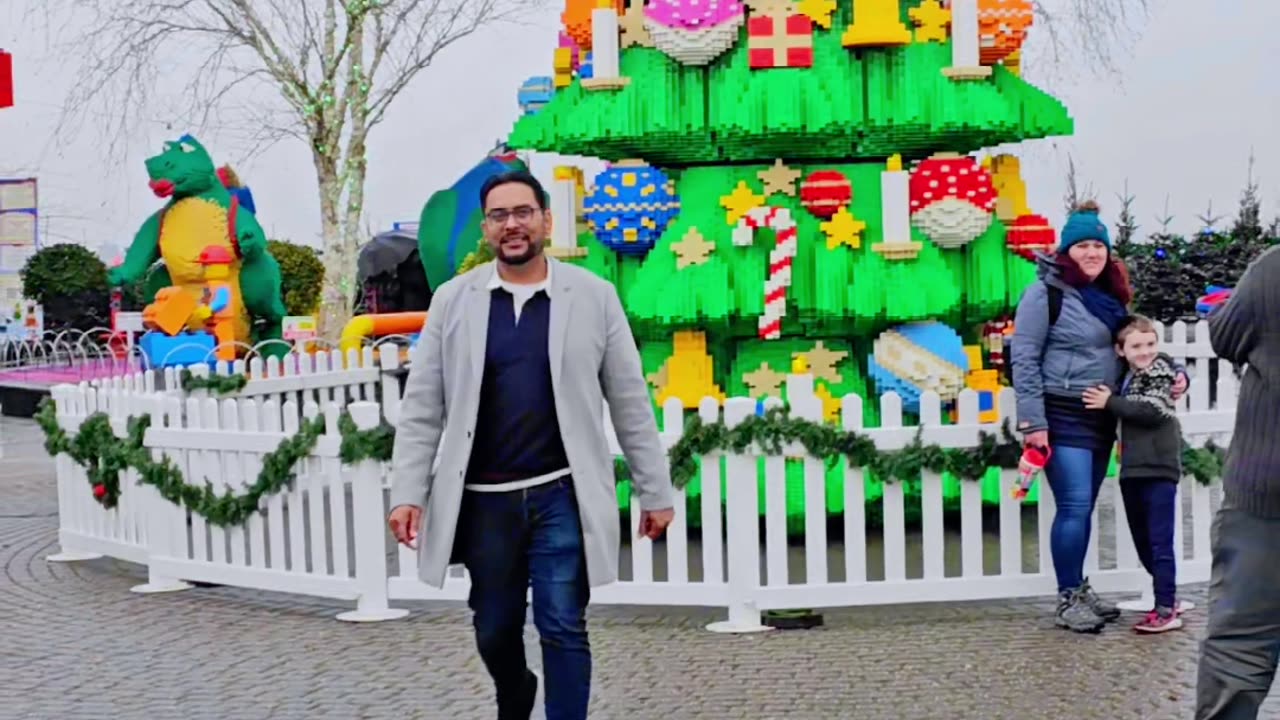 Slow Mo Walk At Legoland Windsor