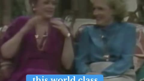 Rue McClanahan tells Betty White a dirty joke on set