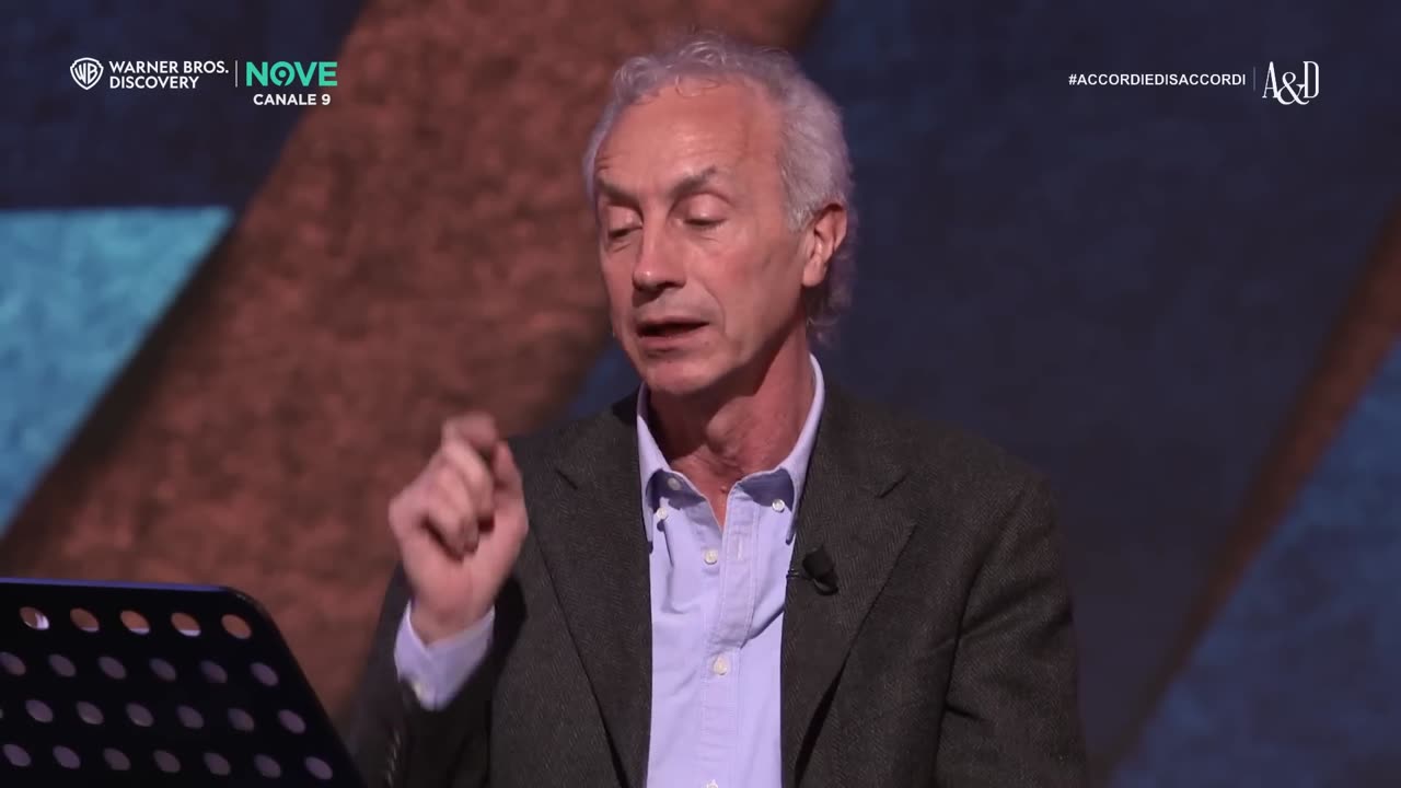 Travaglio in tv sul rapporto fra i governi italiani passati e la Russia che con il governo di Lady Aspen NATO Giorgia Meloni sostenitrice della guerra e dell'Ucraina sono ai minimi,Putin non ci vorrebbe mai avere a che fare con il suo governo