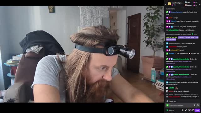 2023-01-09 (1bis.4) - Musique thaïlandaise - Twitch Decheterie (version avec chat)