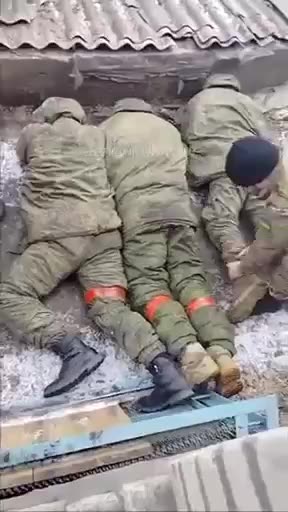 6 More Russians Surrender