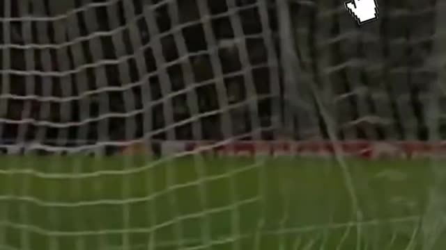 Maradona said that _Ronaldo is better than messi_ i got this rare video clip. Rip ..