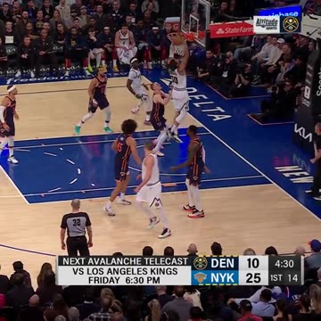 NBA - Jokic goes behind his head with a dime to Aaron Gordon 😱 Nuggets-Knicks