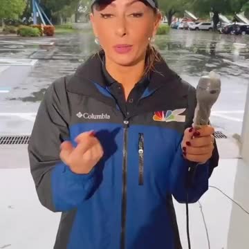 NBC Weather Reporter Protecting Her Microphone From Hurricane Ian with a Special Tool