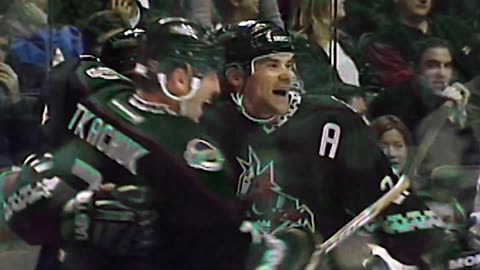 NHL Players Praise Jeremy Roenick s Hall of Fame Career