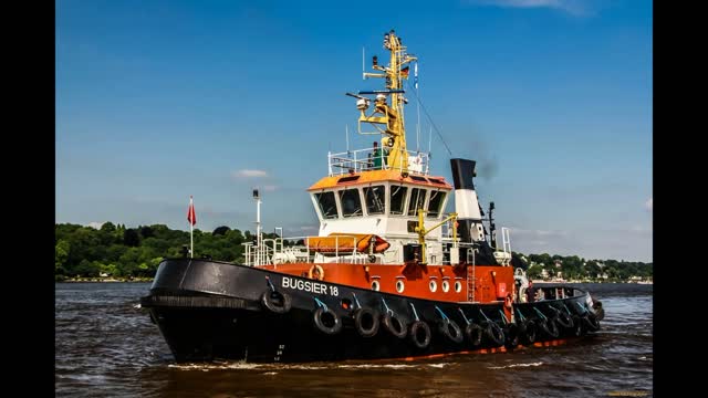 RF forces sunk two tugboats involved in moving grain barges.