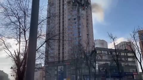 Russian cruise missile hit a residential building in Kyiv!