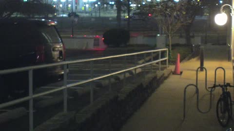 1669HQOB01SouthwestWalkway_2021-01-05_23h00min02s713ms.mp4